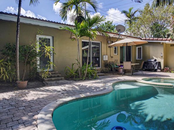 1515 NE 14th St, Fort Lauderdale FL 33304