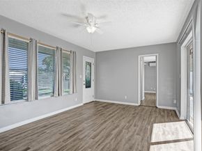 949 SE 10th Ct, Pompano Beach FL 33060