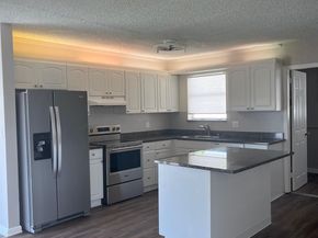 949 SE 10th Ct, Pompano Beach FL 33060