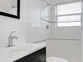 949 SE 10th Ct, Pompano Beach FL 33060