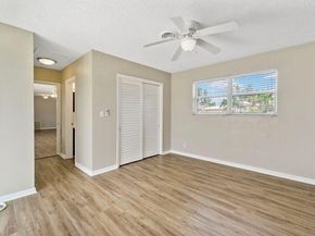 949 SE 10th Ct, Pompano Beach FL 33060