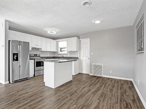 949 SE 10th Ct, Pompano Beach FL 33060