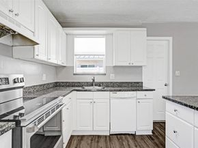 949 SE 10th Ct, Pompano Beach FL 33060