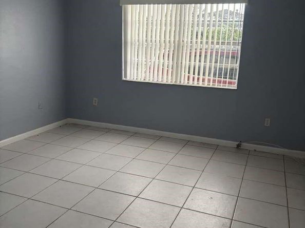 301 NW 177th St 128129, Miami Gardens FL 33169