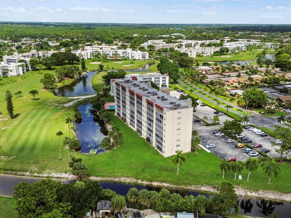 3465 Via Poinciana 606, Lake Worth FL 33467