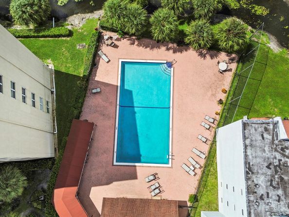 3465 Via Poinciana 606, Lake Worth FL 33467