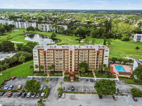 3465 Via Poinciana 606, Lake Worth FL 33467