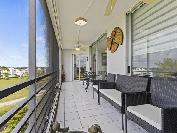 3465 Via Poinciana 606, Lake Worth FL 33467