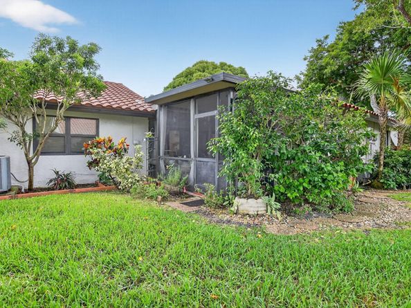 3032 Lake Shore Dr 3032, Deerfield Beach FL 33442