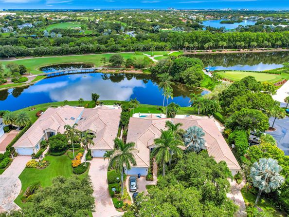 106 Village Clubhouse Circle, Jupiter FL 33458