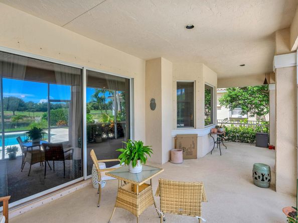 106 Village Clubhouse Circle, Jupiter FL 33458