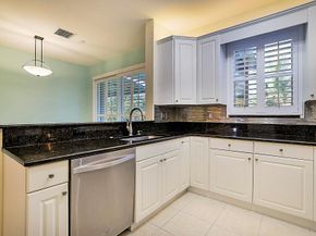 6135 Seminole Gardens Circle E, Riviera Beach FL 33418