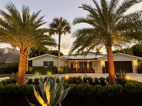 2524 NE 37th Dr, Fort Lauderdale FL 33308