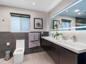 2524 NE 37th Dr, Fort Lauderdale FL 33308