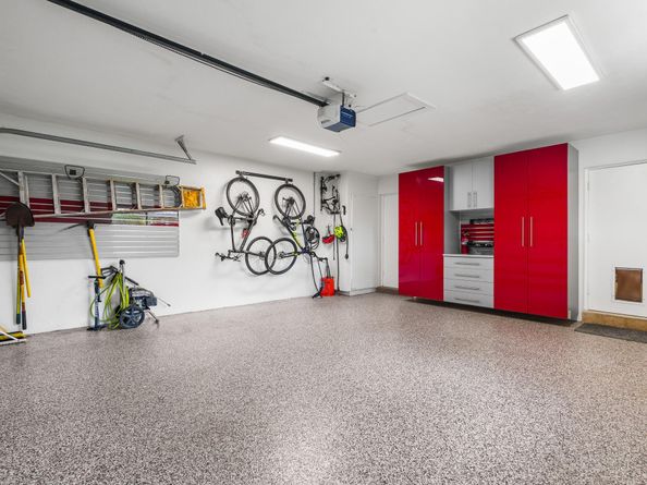 2524 NE 37th Dr, Fort Lauderdale FL 33308