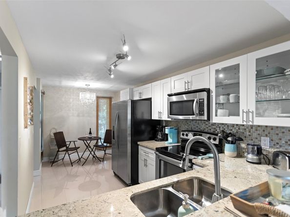 16 Royal Palm Way 302, Boca Raton FL 33432
