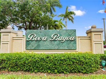 16 Royal Palm Way