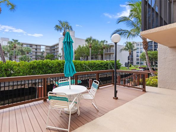 16 Royal Palm Way 302, Boca Raton FL 33432