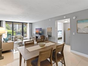 16 Royal Palm Way 302, Boca Raton FL 33432