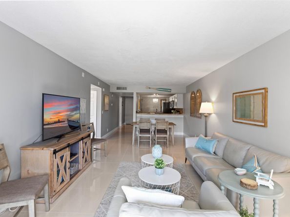 16 Royal Palm Way 302, Boca Raton FL 33432