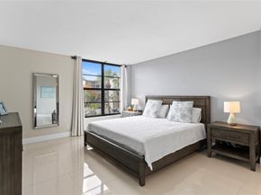 16 Royal Palm Way 302, Boca Raton FL 33432