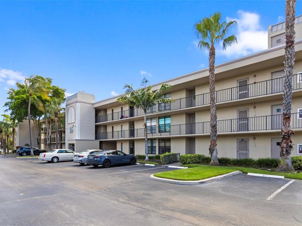 16 Royal Palm Way 302, Boca Raton FL 33432