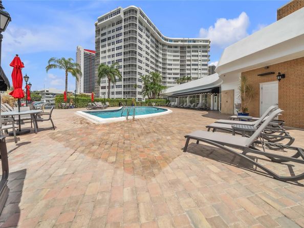 100 Golden Isles Dr 611, Hallandale Beach FL 33009