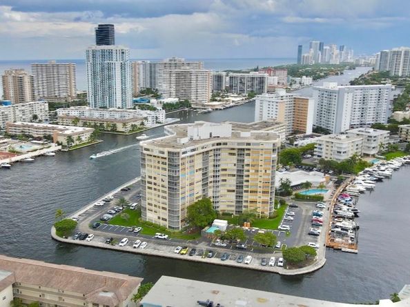 100 Golden Isles Dr 611, Hallandale Beach FL 33009