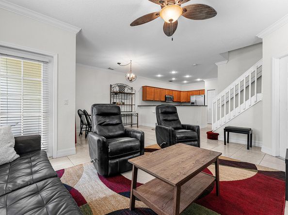21 Largo Way, Boynton Beach FL 33426
