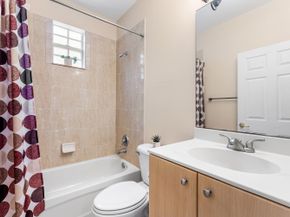 21 Largo Way, Boynton Beach FL 33426