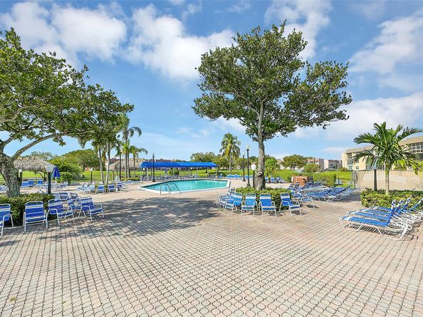 9380 Sunrise Lakes Blvd 206, Sunrise FL 33322
