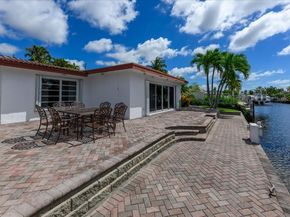 200 SE 11th St, Pompano Beach FL 33060