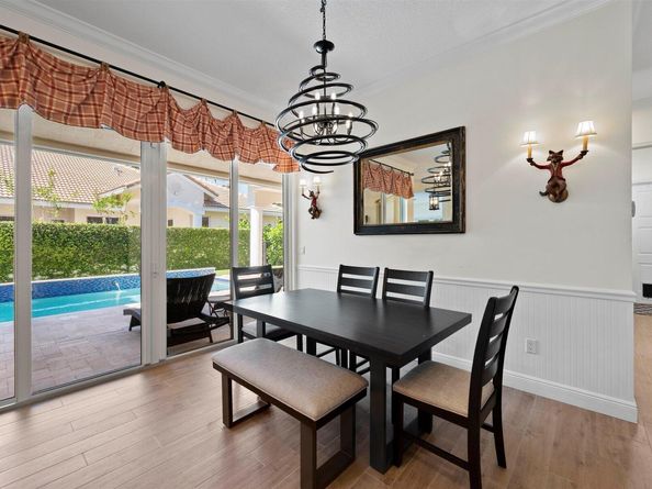 2931 Twin Oaks Way, Wellington FL 33414