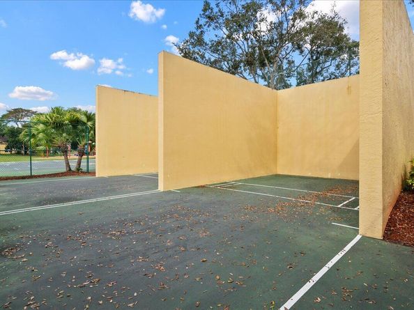 5143 Elpine Way, Riviera Beach FL 33418