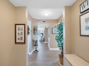 6698 10th Avenue N 327, Lake Worth FL 33467