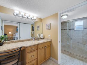 6698 10th Avenue N 327, Lake Worth FL 33467