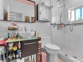 3151 NW Flagler Terrace, Miami FL 33125