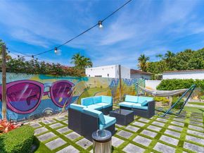 3151 NW Flagler Terrace, Miami FL 33125