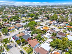 3151 NW Flagler Terrace, Miami FL 33125