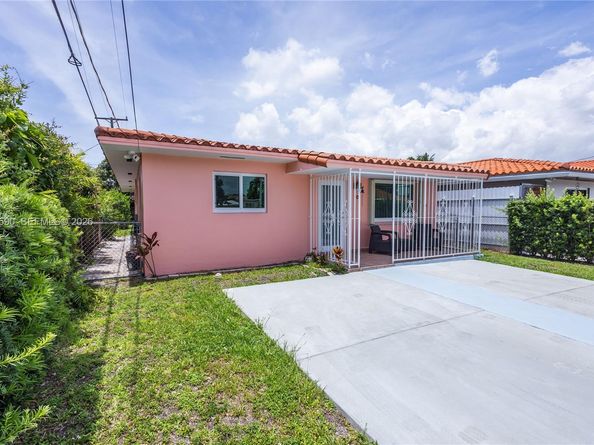 10 NW 60th Court, Miami FL 33126