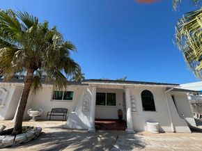 2525 SW 107th Court, Miami FL 33165