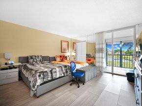 363 N Rock Island Road 205, Margate FL 33063