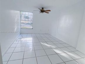 870 NW 87th Avenue 110, Miami FL 33172