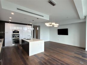 3250 NE 188th Street 204, Aventura FL 33180