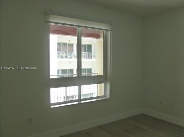 7350 SW 89th Street 807S, Miami FL 33156