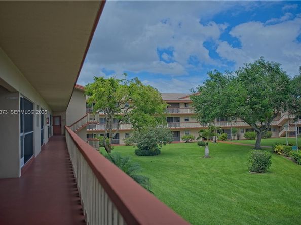 5300 Washington Street F215, Hollywood FL 33021