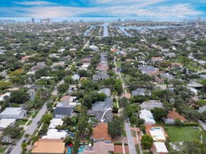 805 SE 10th Street, Fort Lauderdale FL 33316