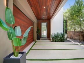1780 Chucunantah Road, Miami FL 33133