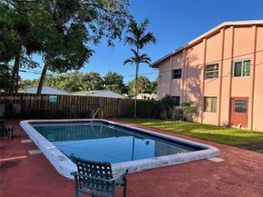 815 SW 30th Street J, Fort Lauderdale FL 33315