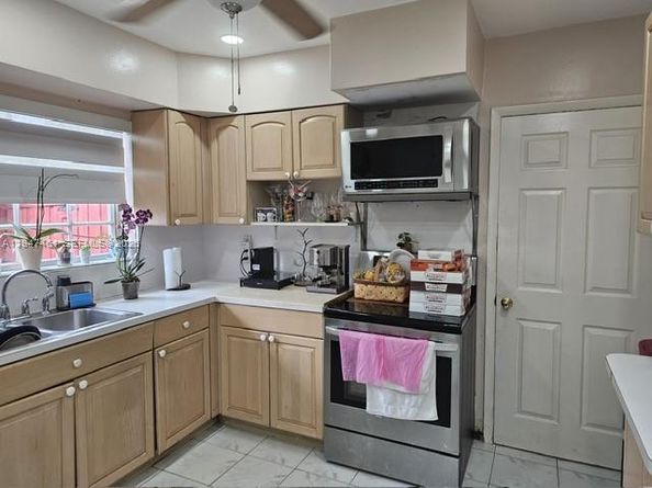 8930 SW 197th Terrace, Cutler Bay FL 33157